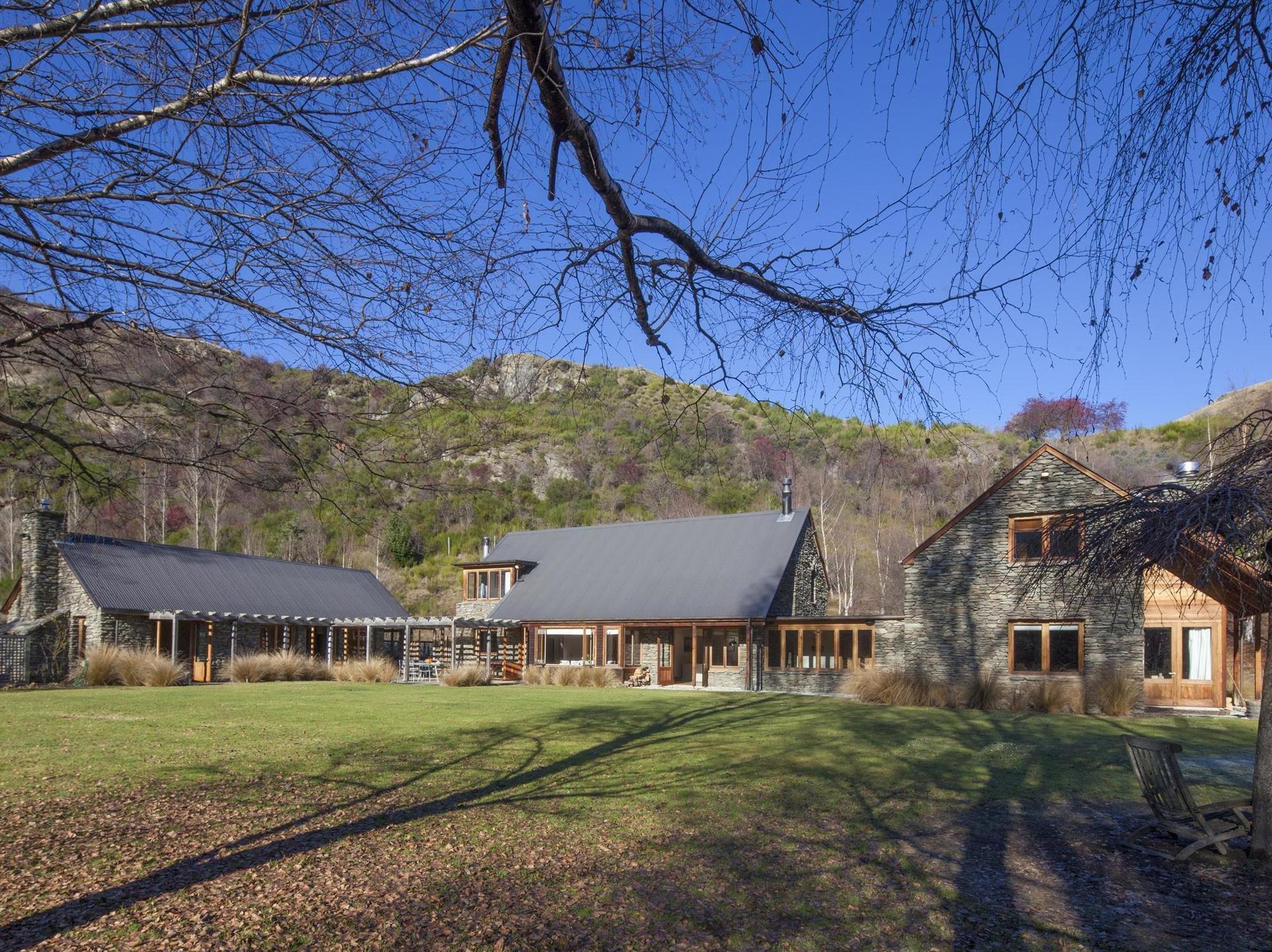 Wharenui Holiday Home By Majordomo 箭镇 外观 照片