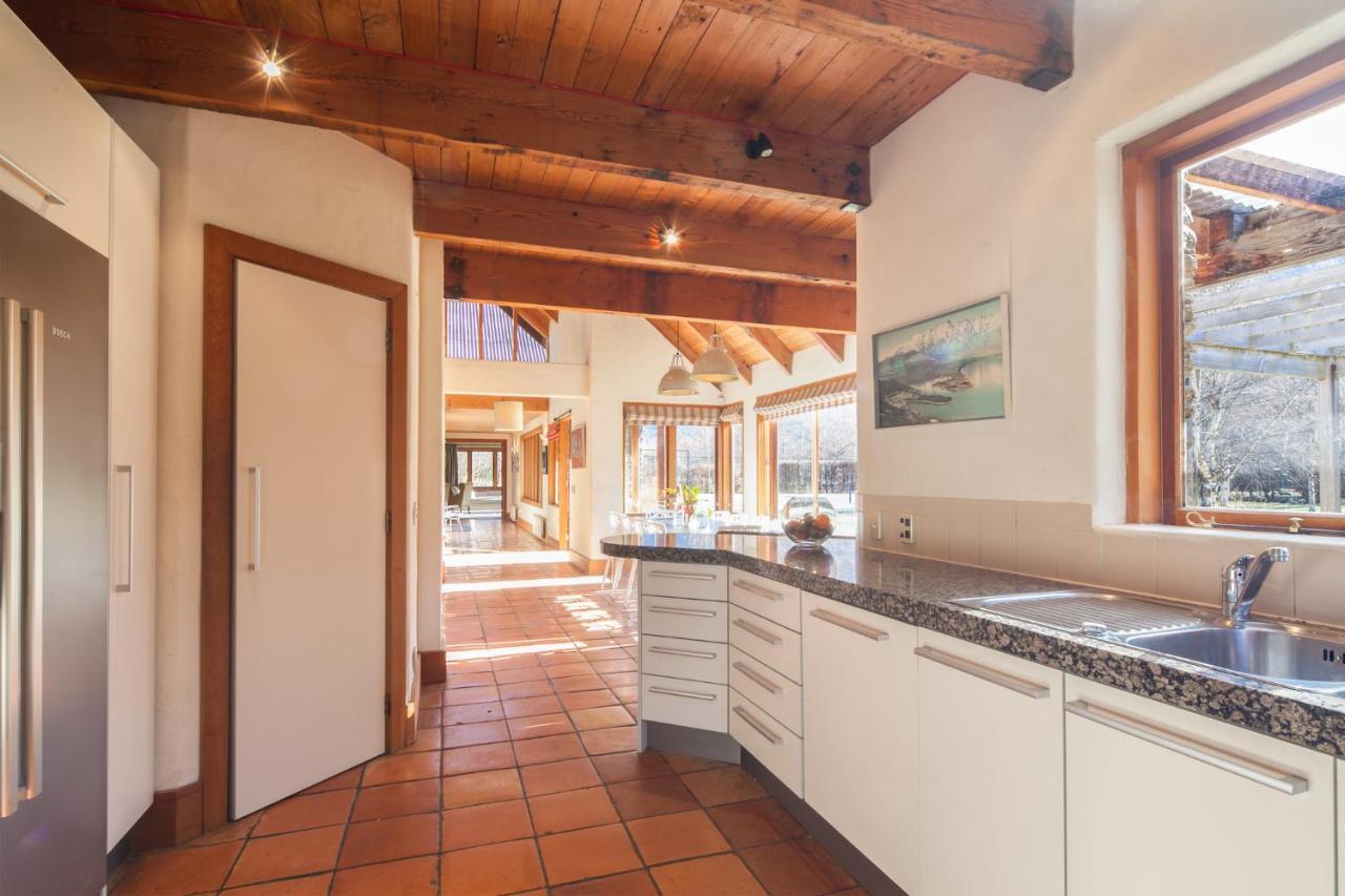 Wharenui Holiday Home By Majordomo 箭镇 客房 照片